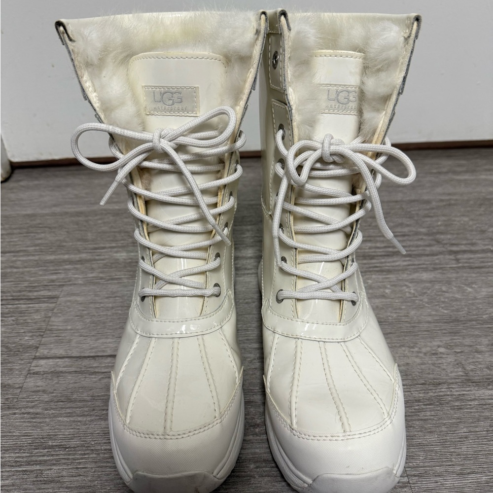 UGG Women's Adirondack III Patent Boot in White Color (Size 10)